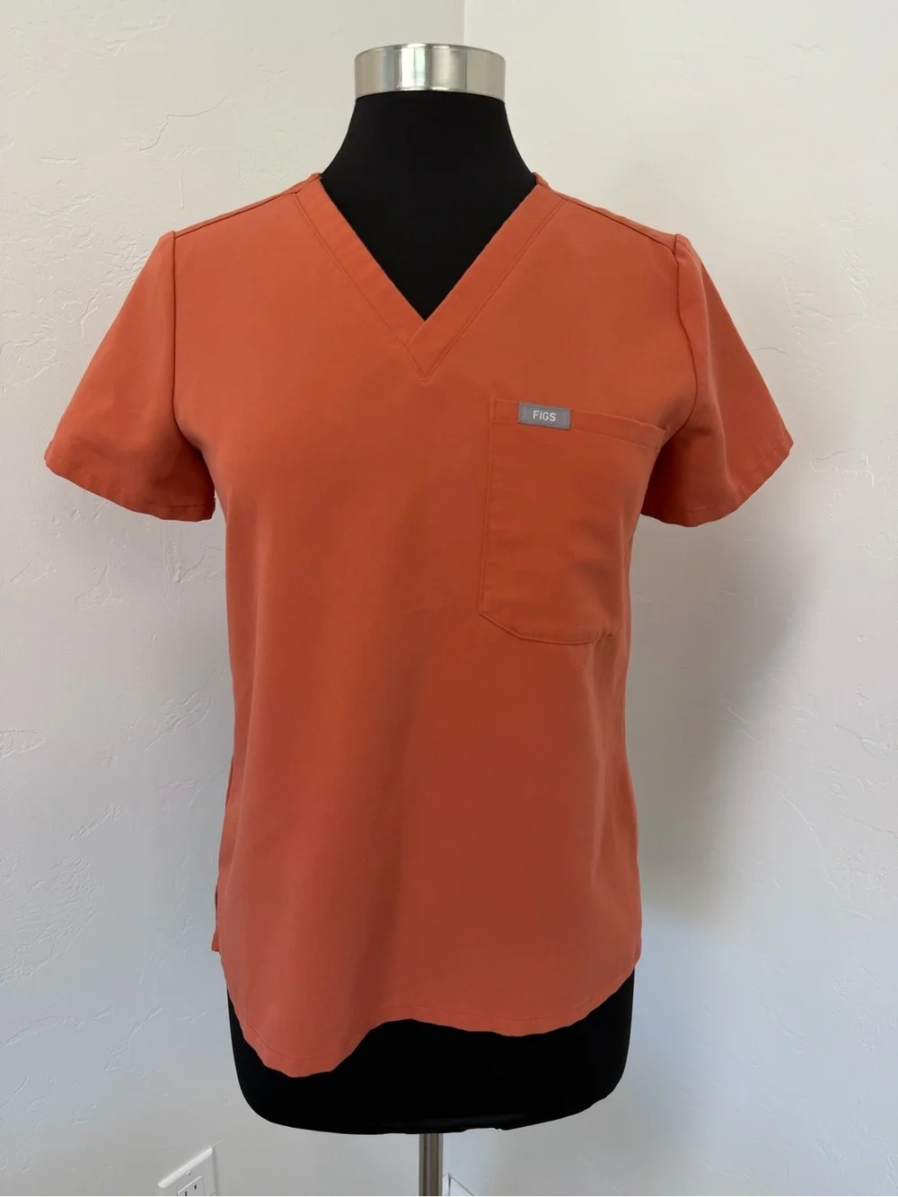 Figs Catarina One-Pocket in Terracotta Short Sleeve Scrub Top Size XS/P